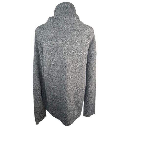 2/$30 Lord & Taylor Gray Turtleneck Sweater M/L Acrylic & Polyester Blend - Picture 10 of 13